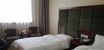 Zhengzhou Youna Hotel Huaihe Road Εξωτερικό φωτογραφία